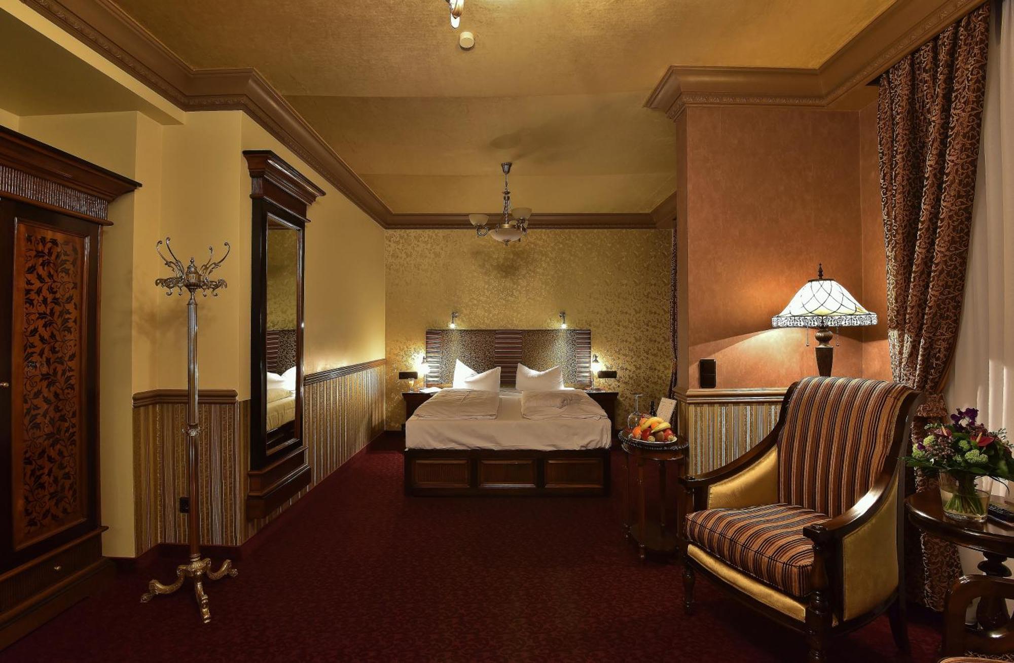 Premium Plus Double or Twin Room - Garden Side,679083309:JPEG